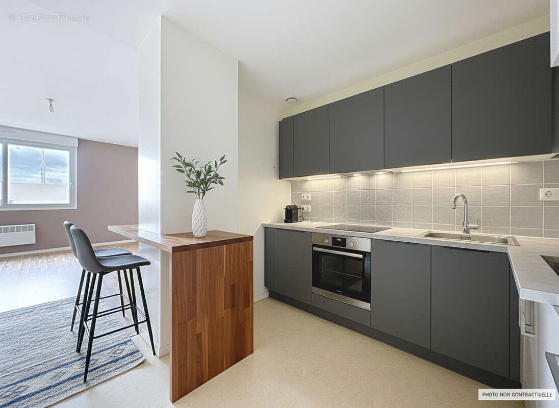 Appartement à DONVILLE-LES-BAINS