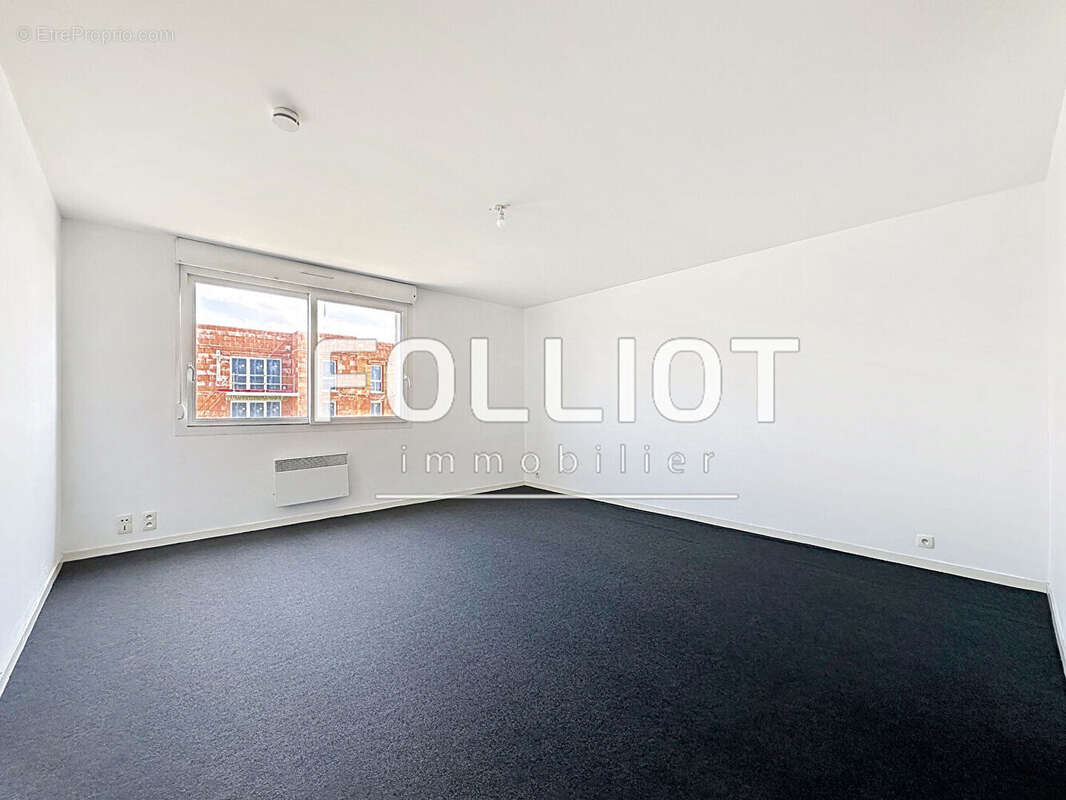 Appartement à DONVILLE-LES-BAINS