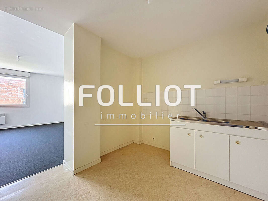 Appartement à DONVILLE-LES-BAINS