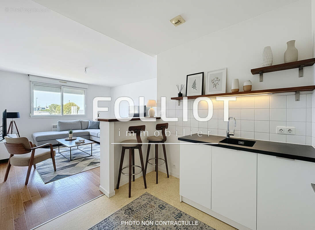 Appartement à DONVILLE-LES-BAINS