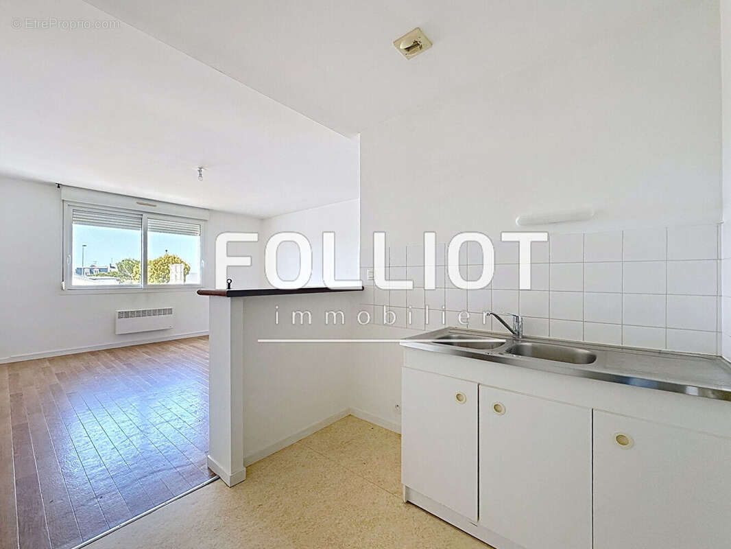 Appartement à DONVILLE-LES-BAINS