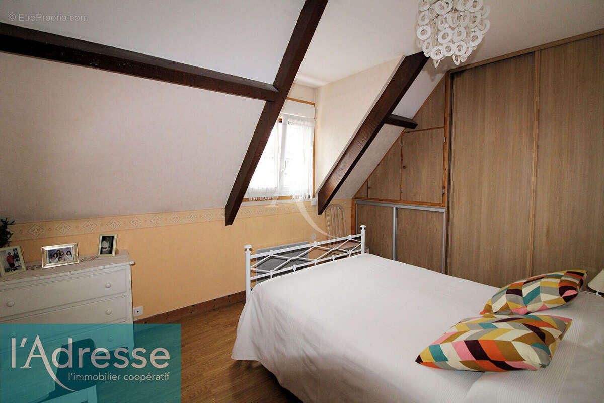 Maison à VIRY-CHATILLON