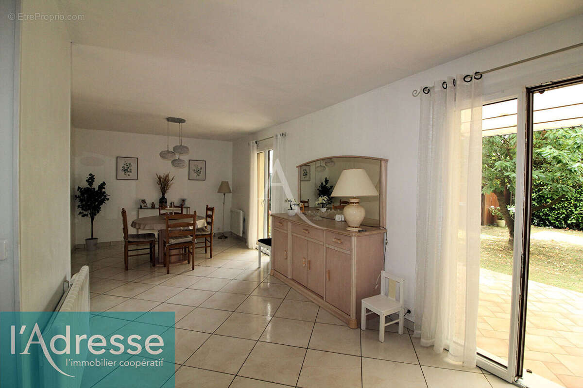 Maison à VIRY-CHATILLON