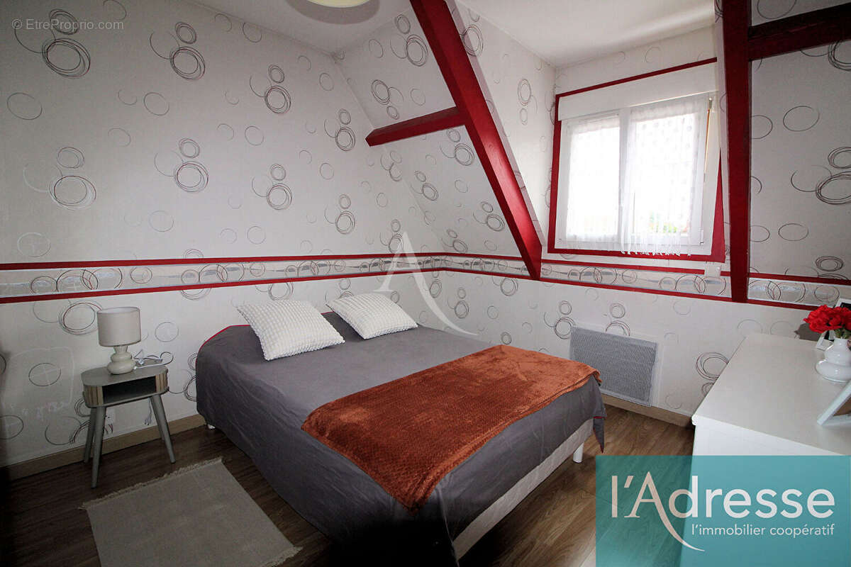 Maison à VIRY-CHATILLON