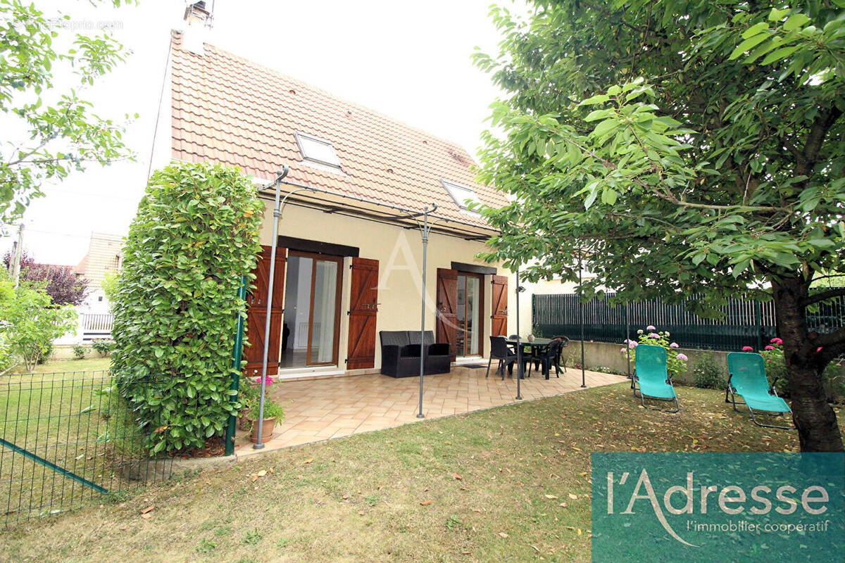 Maison à VIRY-CHATILLON