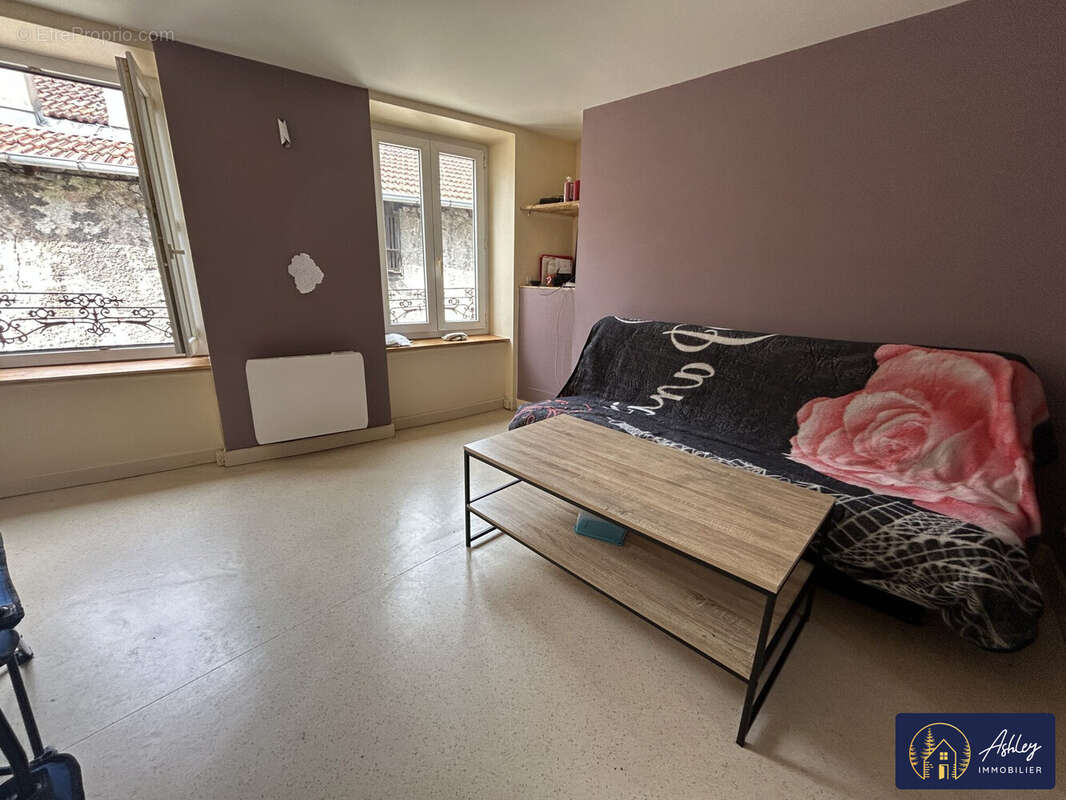 Appartement à BORT-LES-ORGUES