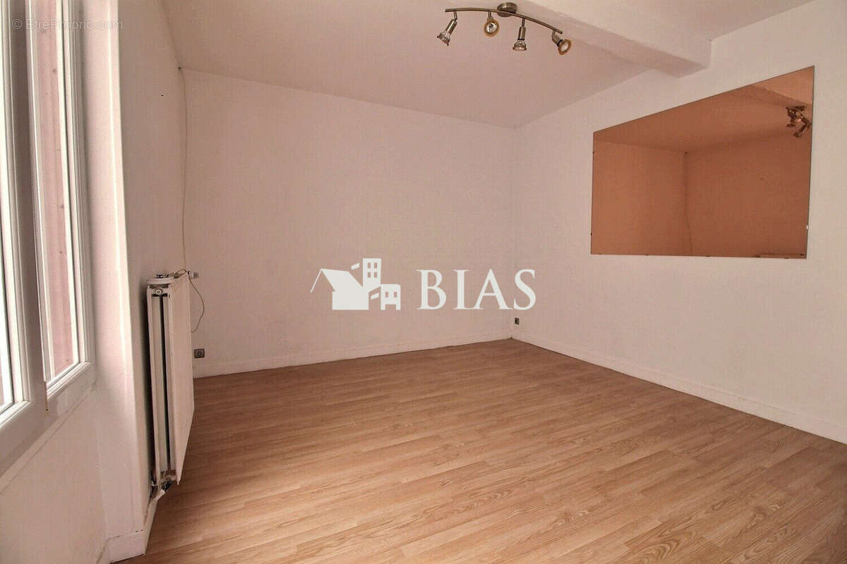 Maison à BEAUMONT-LE-ROGER