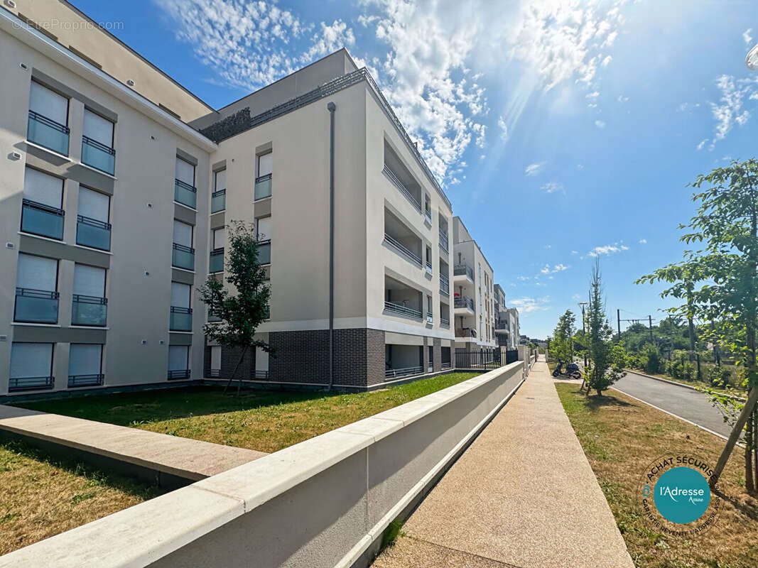 Appartement à MENNECY