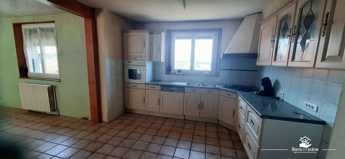 Maison à BIANS-LES-USIERS