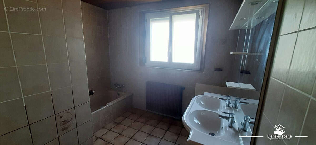 Maison à BIANS-LES-USIERS