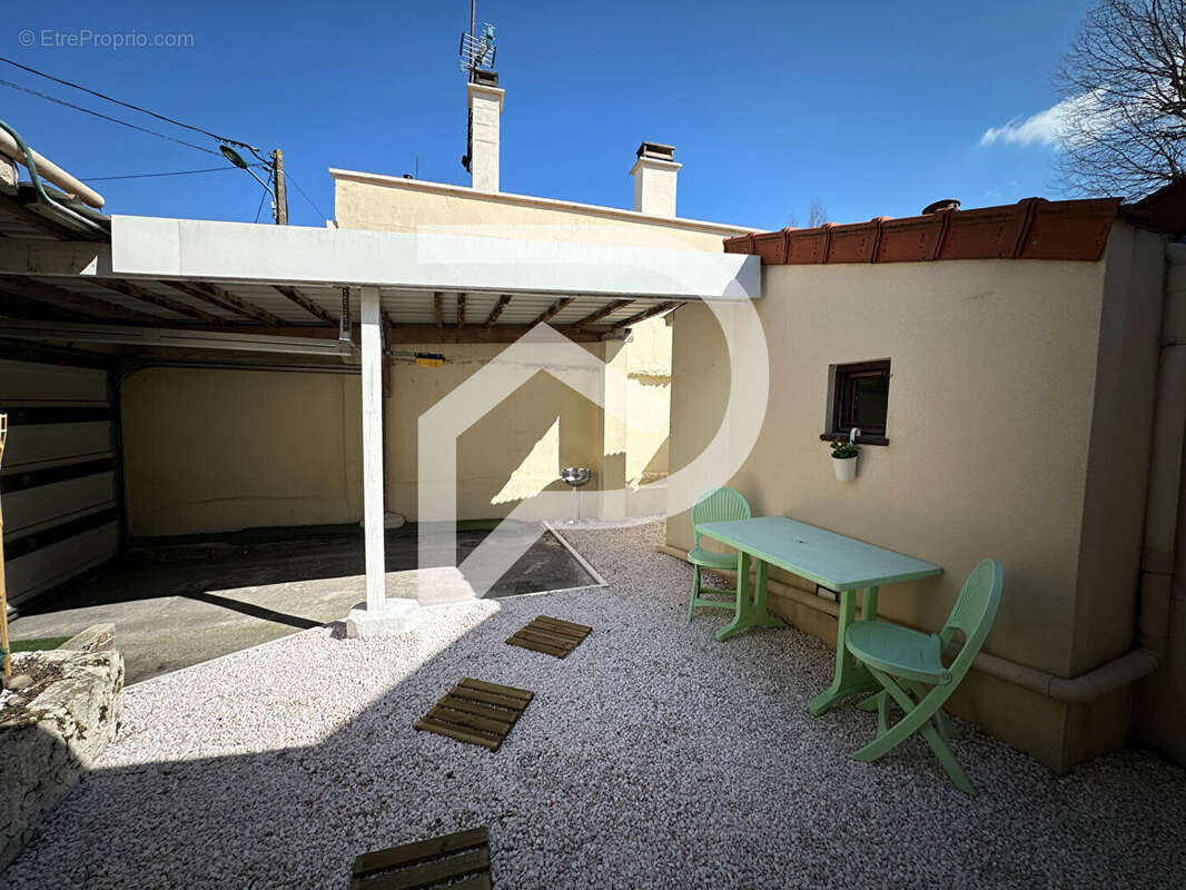 Maison à DAMMARTIN-EN-GOELE