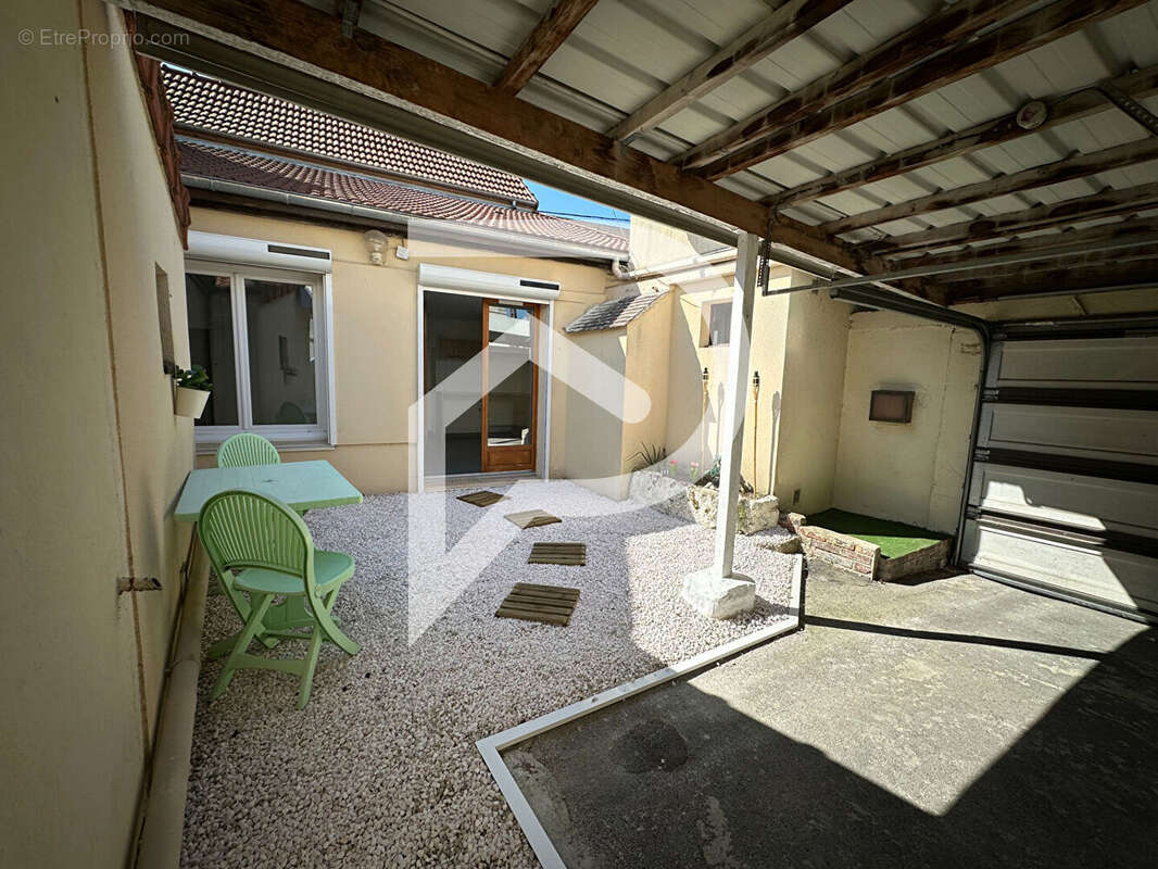 Maison à DAMMARTIN-EN-GOELE