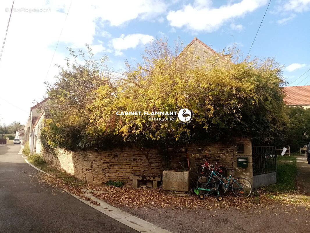 Maison à ASNIERES-EN-MONTAGNE