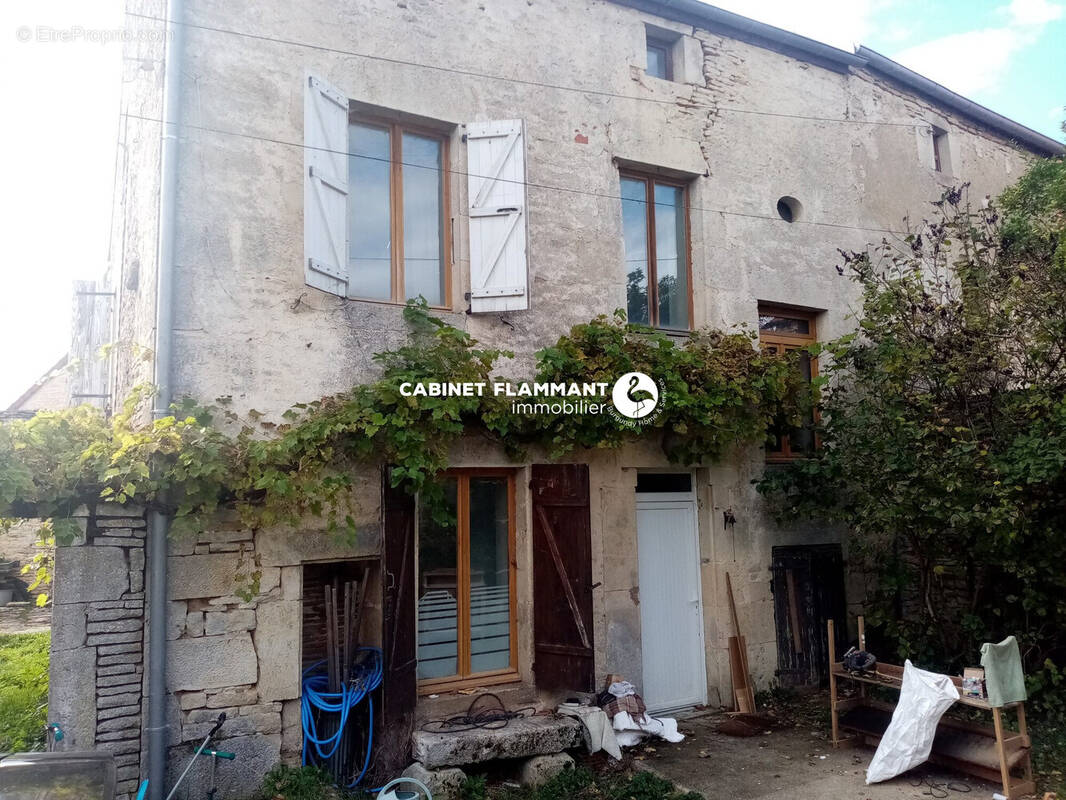 Maison à ASNIERES-EN-MONTAGNE