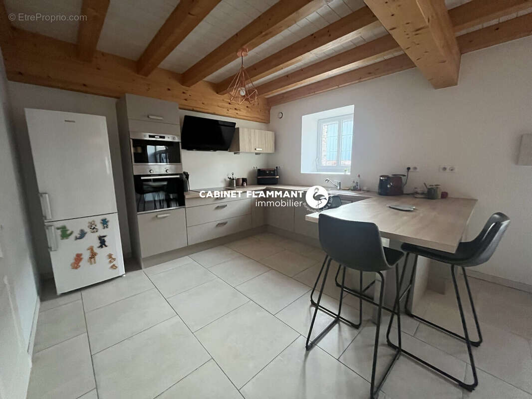 Maison à GRESIGNY-SAINTE-REINE