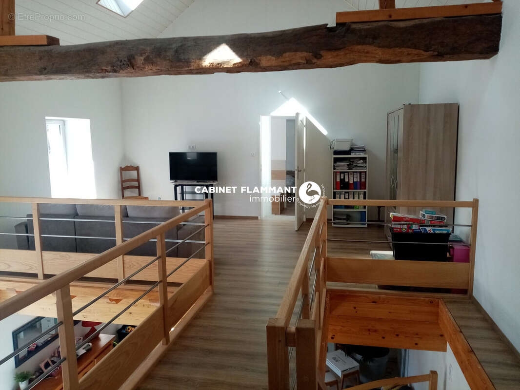 Maison à GRESIGNY-SAINTE-REINE