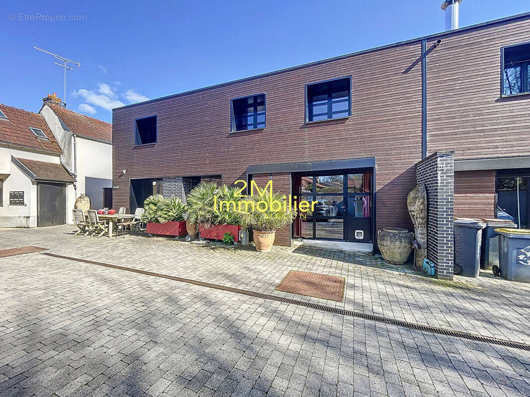 Appartement à VOISENON