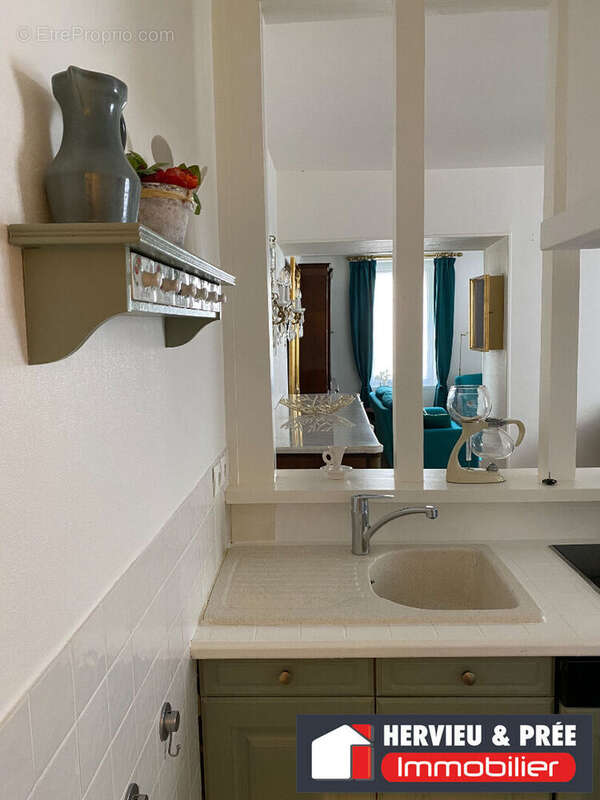 Appartement à LUC-SUR-MER