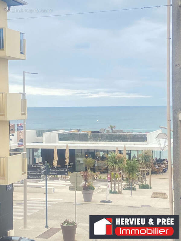 Appartement à LUC-SUR-MER