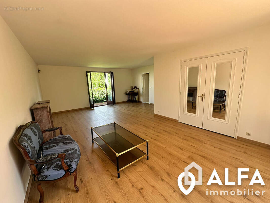 Maison à DEUIL-LA-BARRE