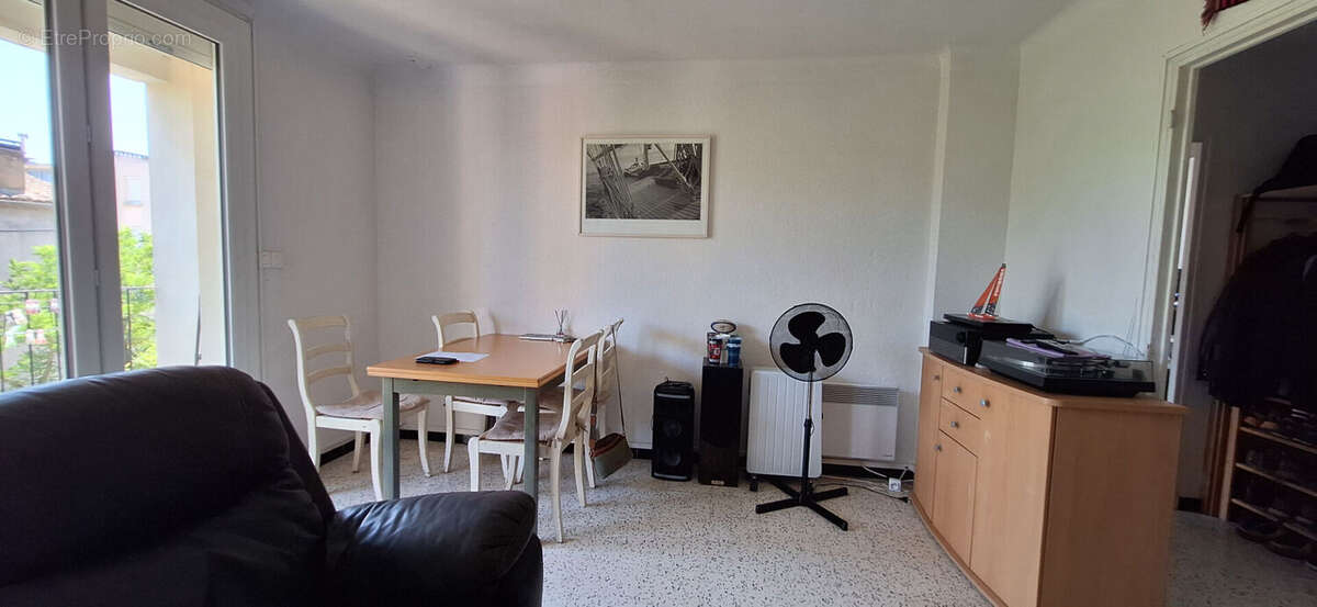 Appartement à SORGUES