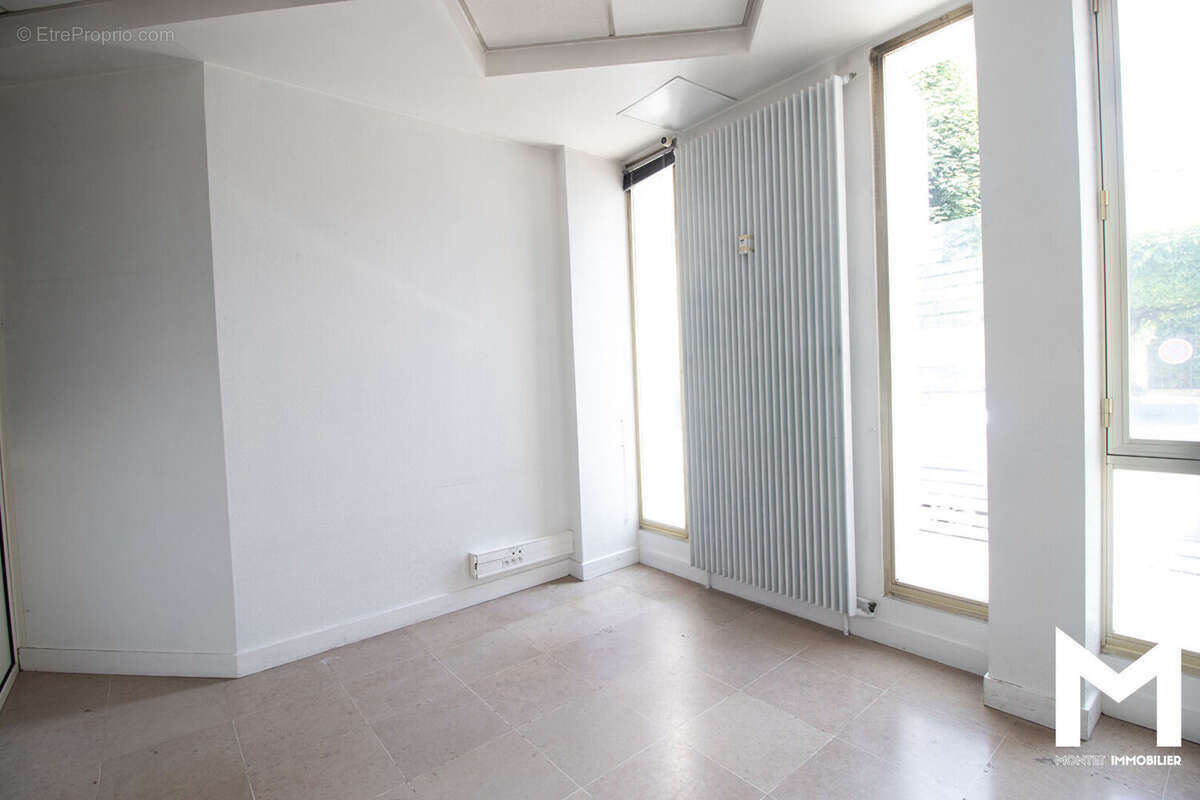 Commerce à PERIGUEUX