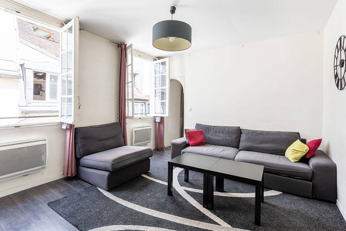 Appartement à PARIS-5E