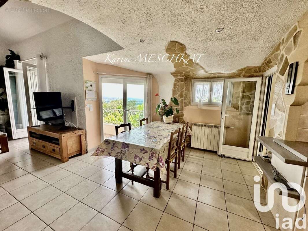 Photo 6 - Maison à PEYRUIS