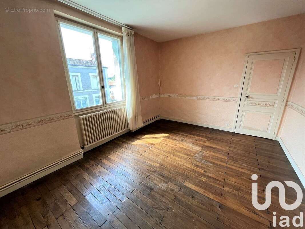 Photo 5 - Maison à LA FERRIERE-EN-PARTHENAY