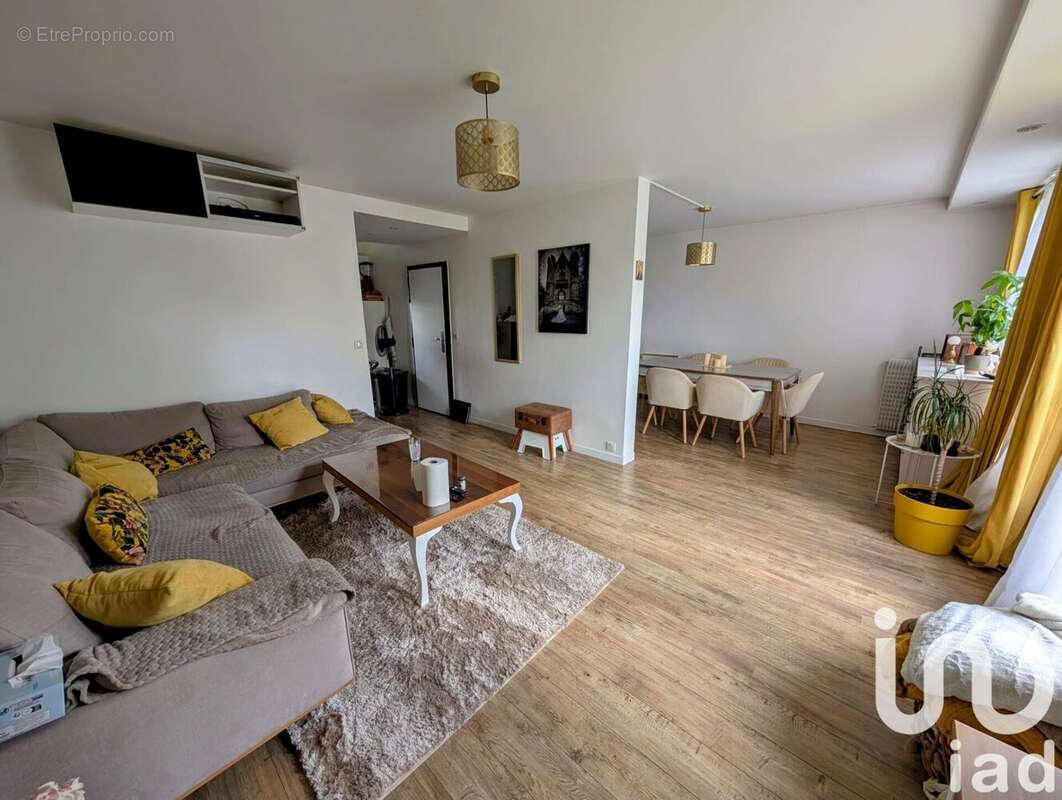 Photo 2 - Appartement à EZANVILLE