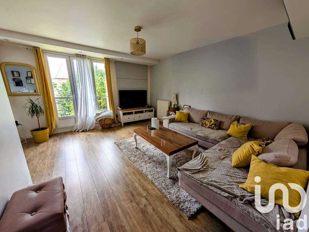 Photo 3 - Appartement à EZANVILLE