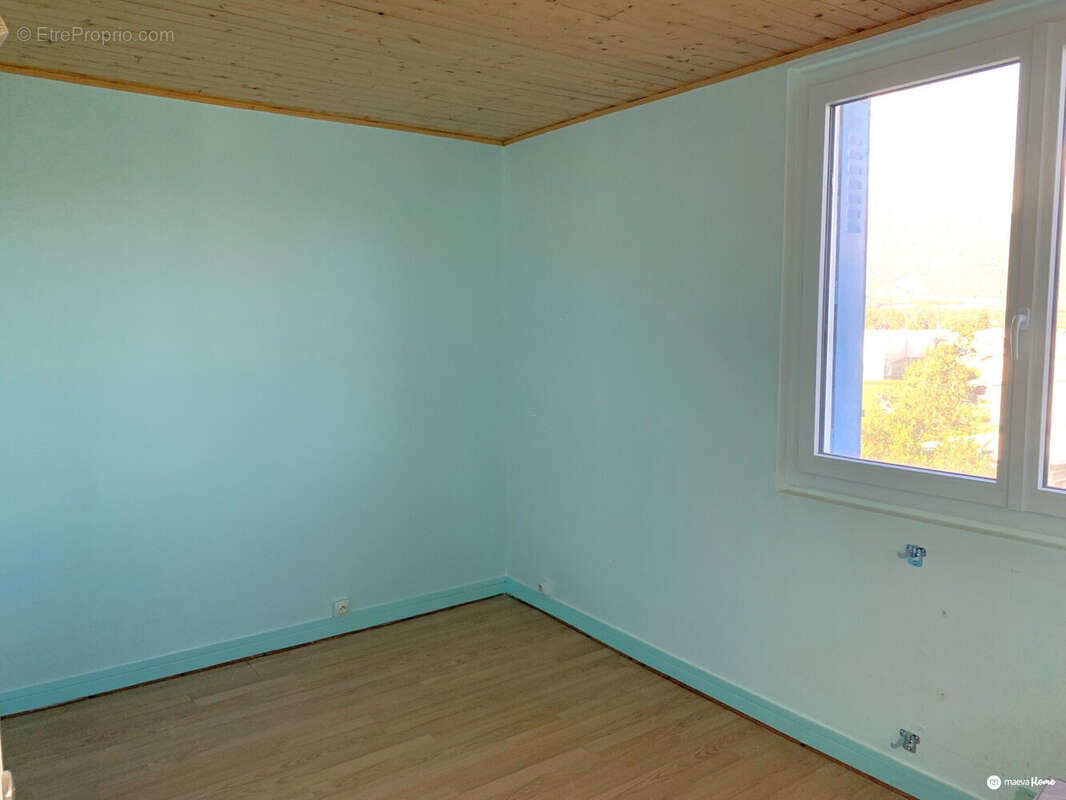 Appartement à LA MURE