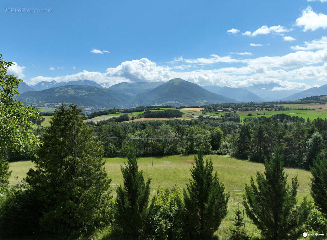 Maison à CORNILLON-EN-TRIEVES