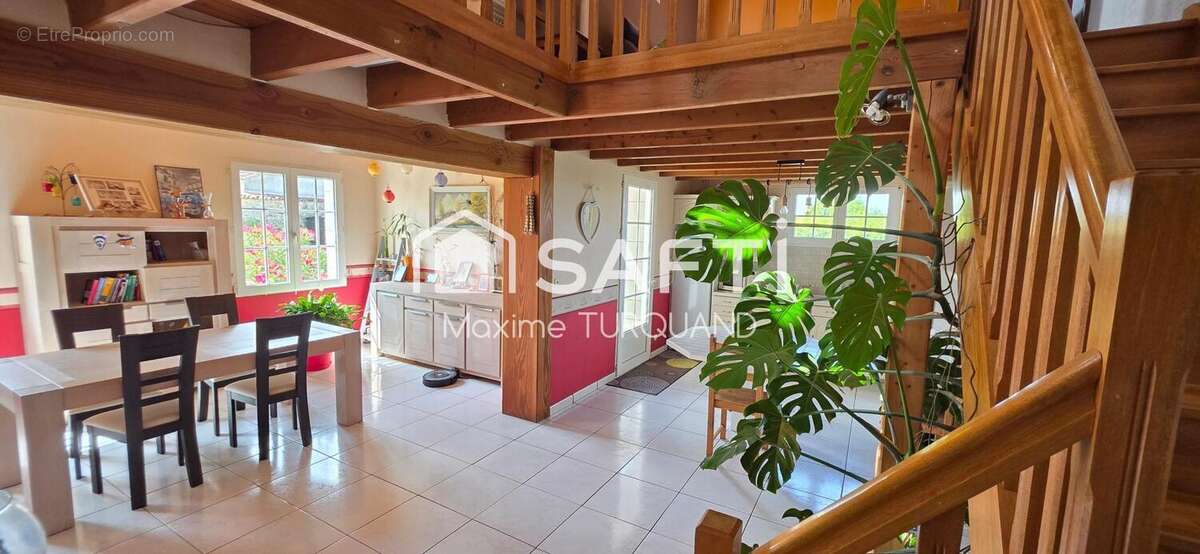 Photo 5 - Maison à BOURNEAU