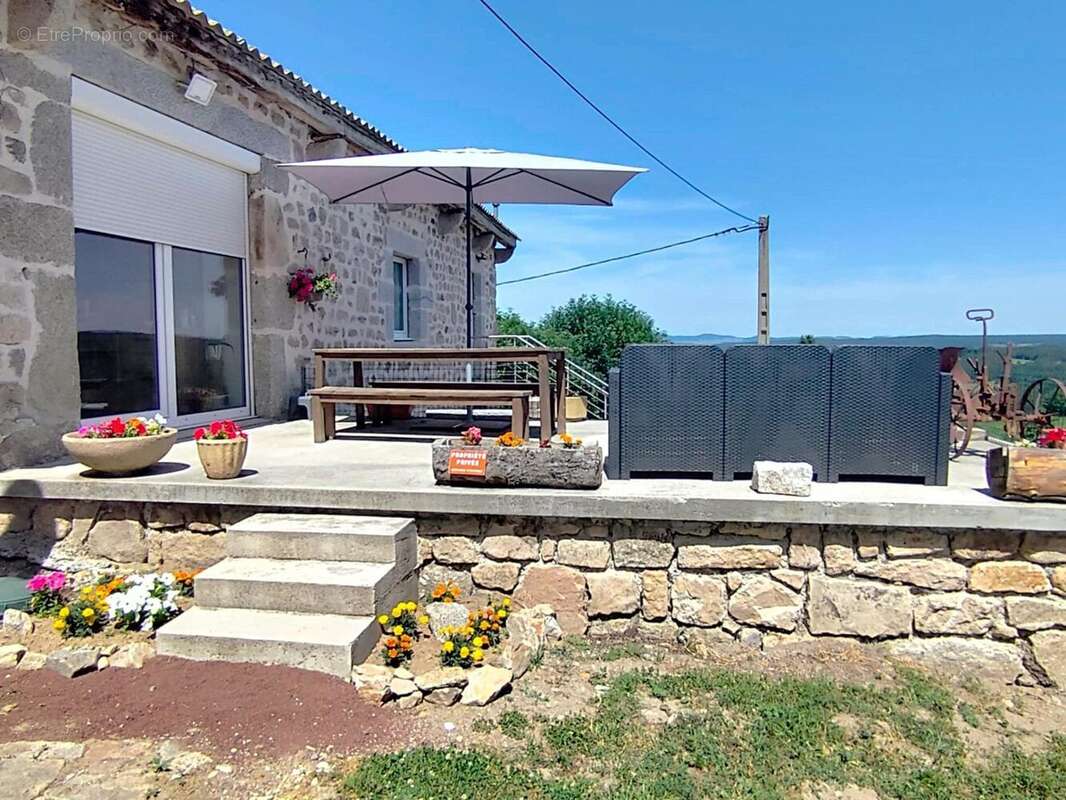 Photo 2 - Maison à CHANALEILLES