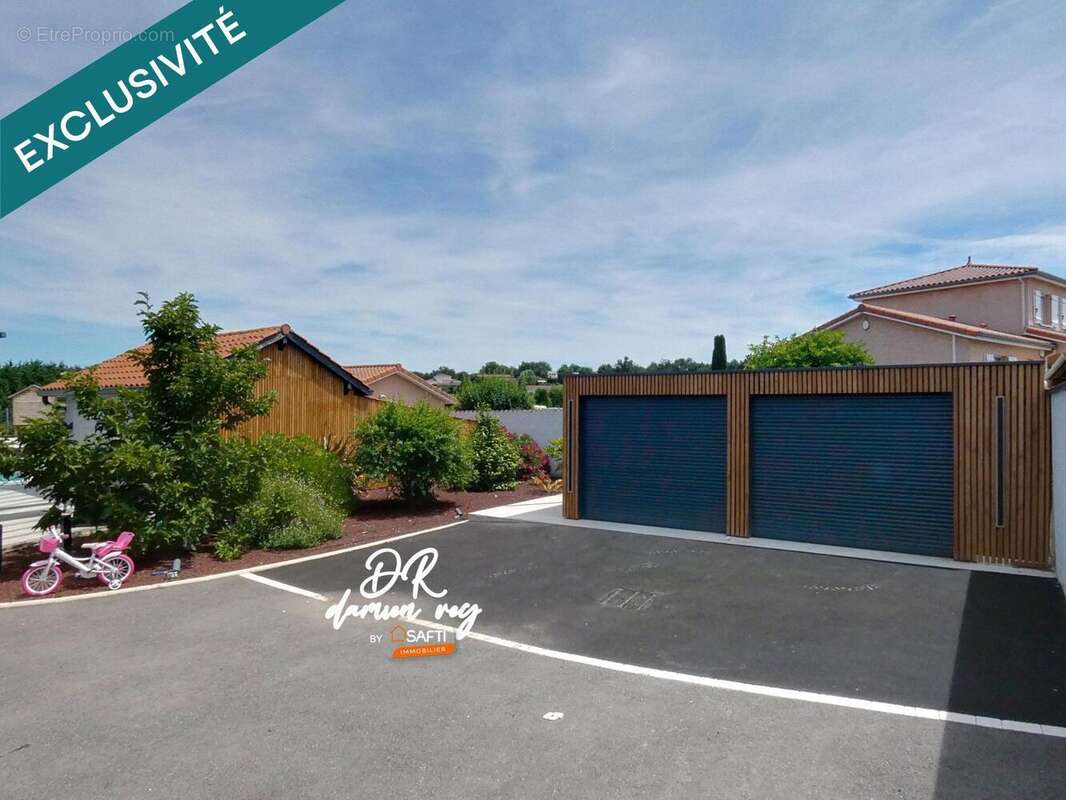 Photo 3 - Maison à SAINT-JUST-SAINT-RAMBERT