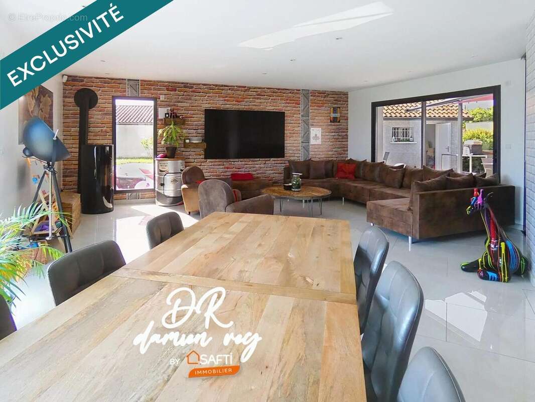 Photo 5 - Maison à SAINT-JUST-SAINT-RAMBERT