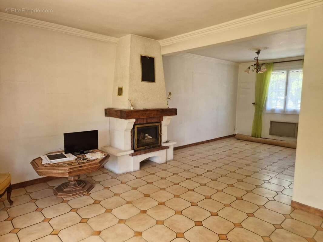 Photo 2 - Maison à MOULINS