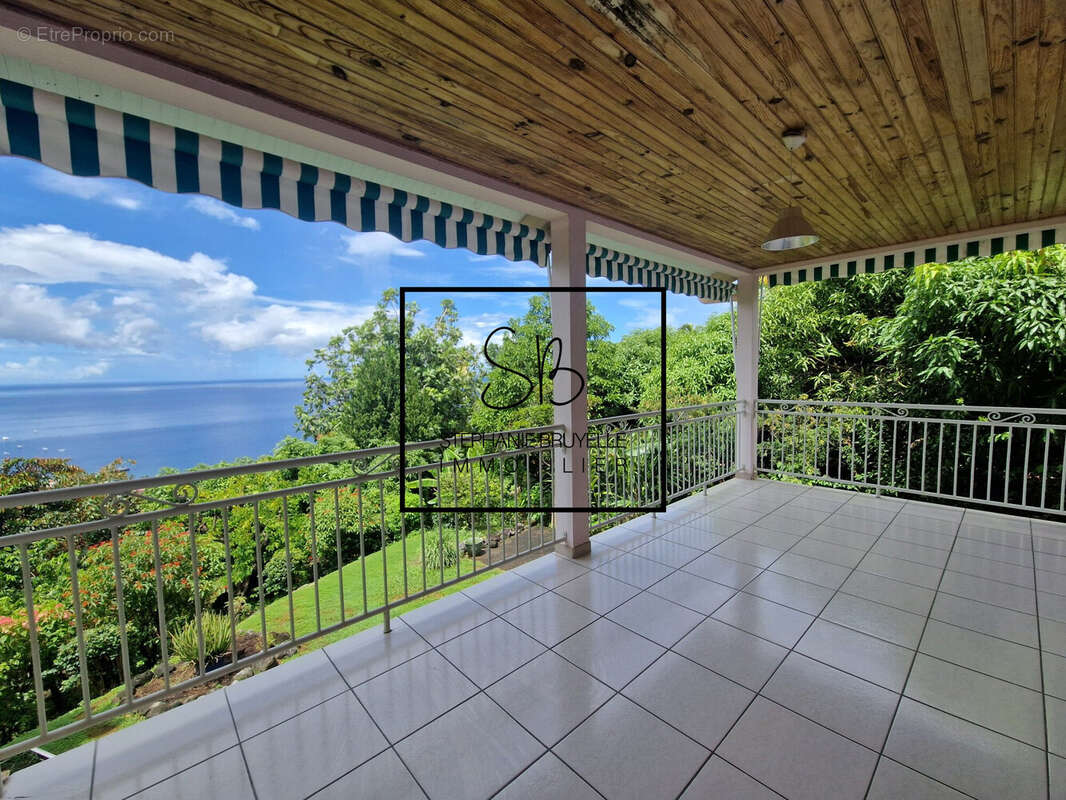 Maison à SAINT-PIERRE