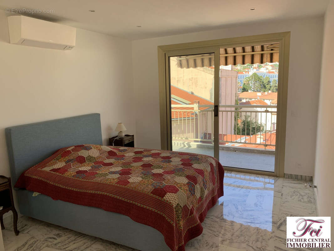 Appartement à MENTON