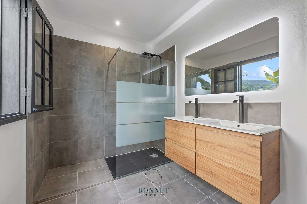 Appartement à SAINT-PAUL