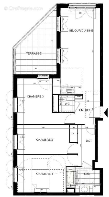 Appartement à LES CLAYES-SOUS-BOIS