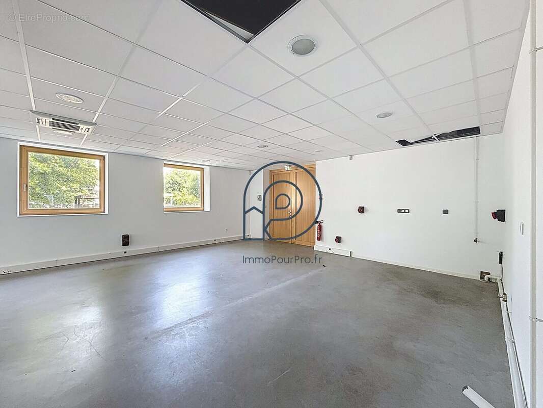 Commerce à VILLENEUVE-D&#039;ASCQ