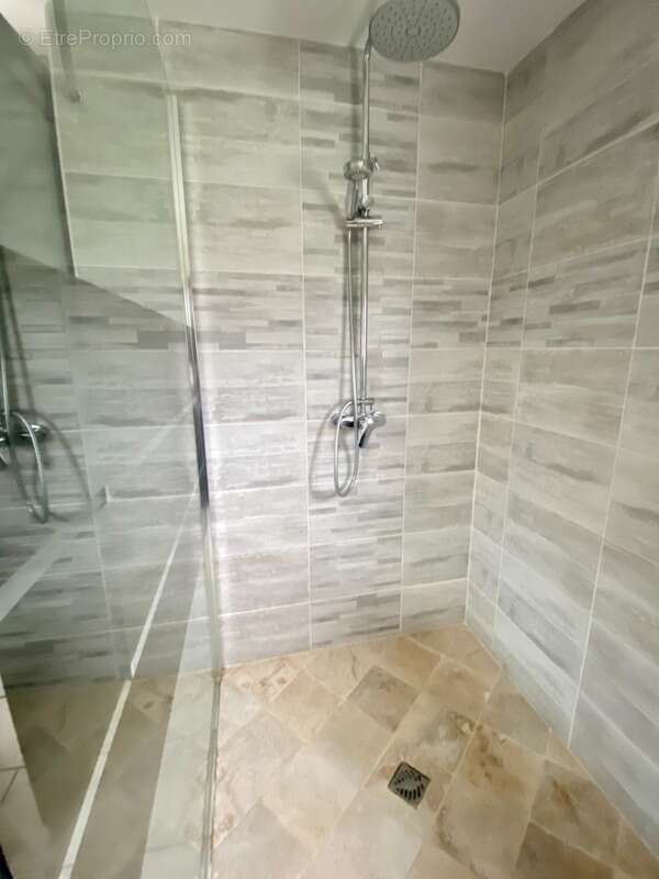 Maison à YGOS-SAINT-SATURNIN