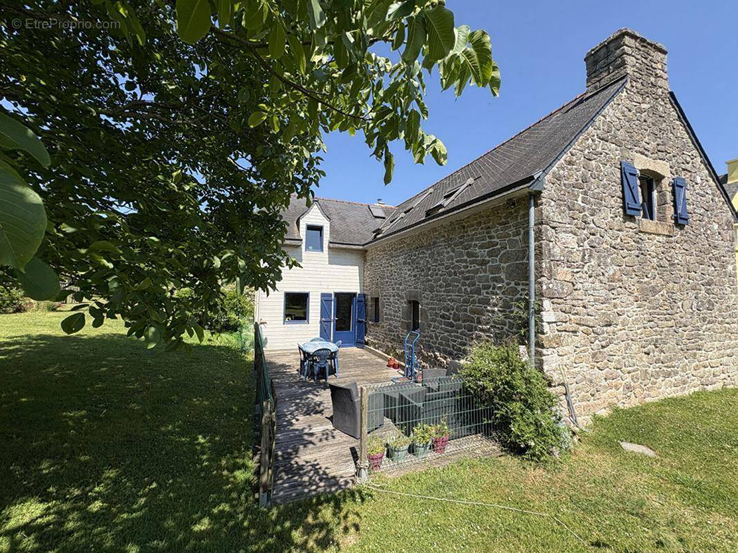 Maison à RIEC-SUR-BELON