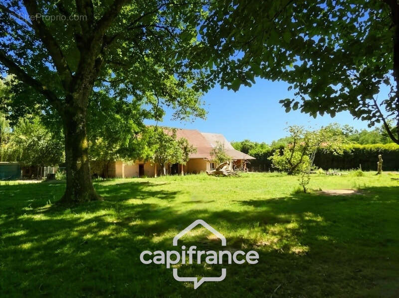 Maison à SAINT-GERMAIN-DU-BOIS