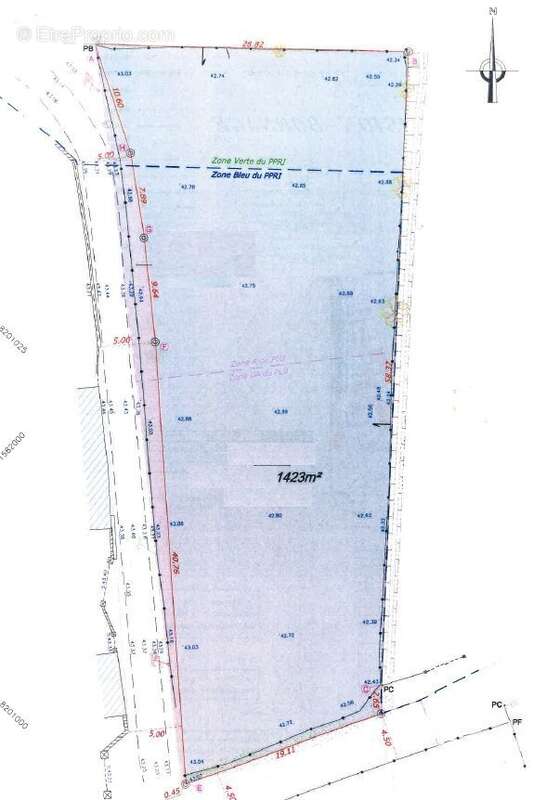 Terrain à PACY-SUR-EURE