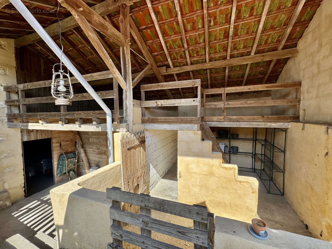 Maison à ROUFFIGNAC-DE-SIGOULES