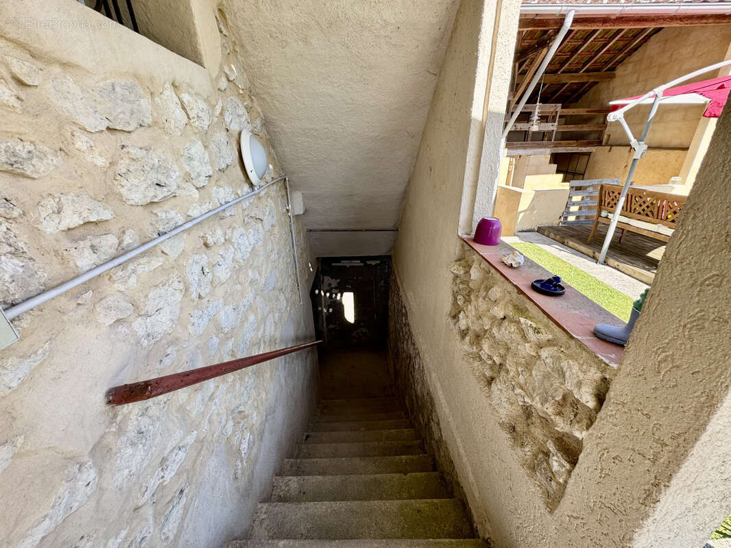 Maison à ROUFFIGNAC-DE-SIGOULES