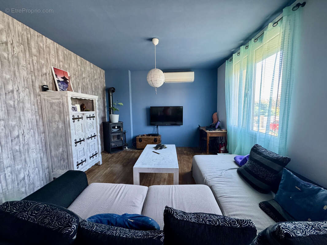 Maison à ROUFFIGNAC-DE-SIGOULES